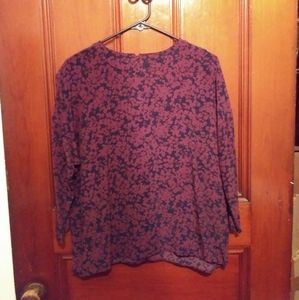 NWT Uniqlo 3/4 Sleeve Blouse